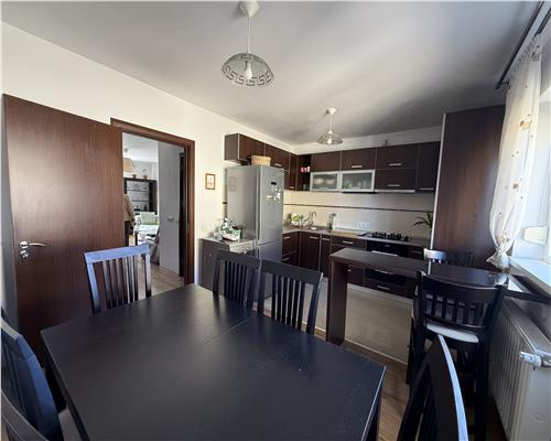 Casa mobilata 4 camere 2 bai si garaj in Turnisor