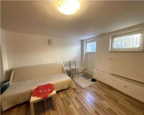 Casa mobilata 4 camere 2 bai si garaj in Turnisor