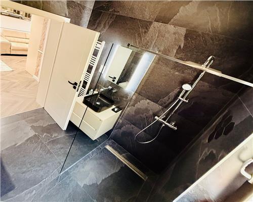 Apartament nou 3 camere 2 parcari terasa parcare zona Rahovei