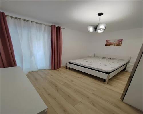 Apartament 3 camere cu 2 balcoane si 2 locuri de parcare