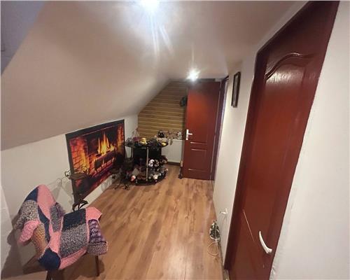 Casa cu 3 camere 3 bai living bucatarie Ciresica