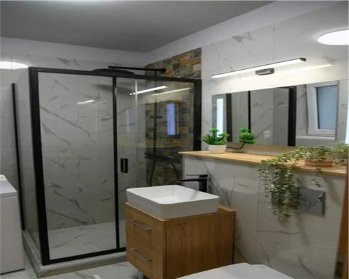 Apartament de LUX cu 2 camere balcon si parcare in Turnisor