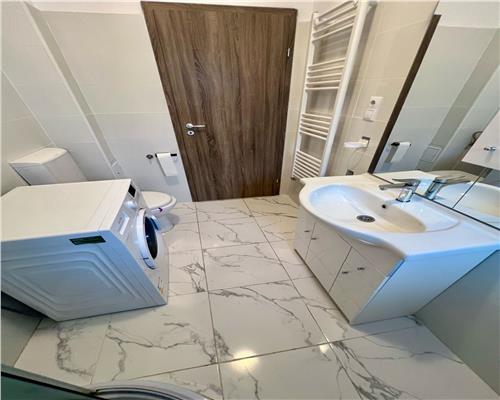 Apartament cu 2 dormitoare balcon parcare zona Mandra