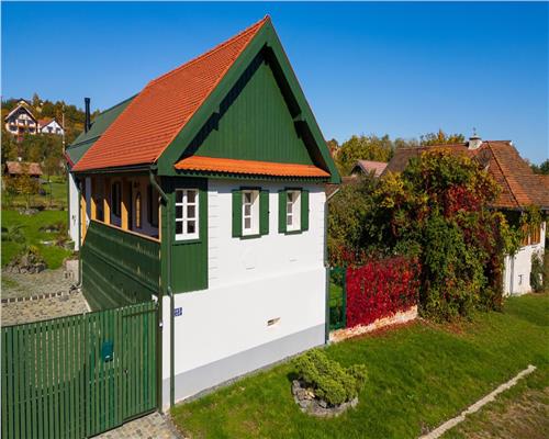 Casa moderna cu 3 camere si 600 mp teren in Cisnadioara