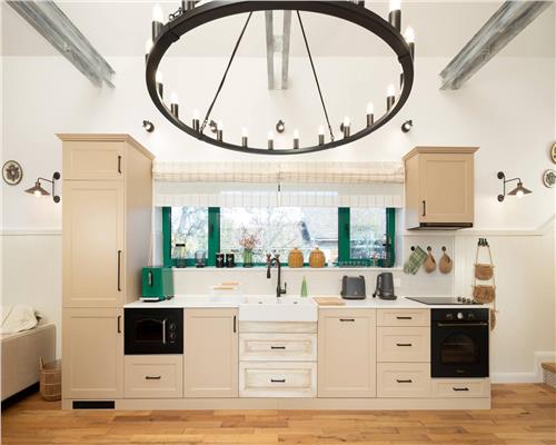 Casa moderna cu 3 camere si 600 mp teren in Cisnadioara