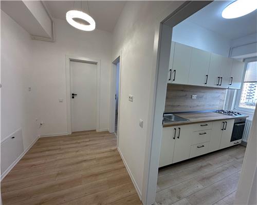 Apartament 2 camere etaj 3 cu balcon zona bd. Mihai Viteazu