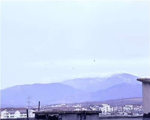 Garsoniera la mansarda cu balcon pe Str Siretului