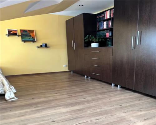 Apartament 3 camere 76mp tip mansarda | zona Rahovei