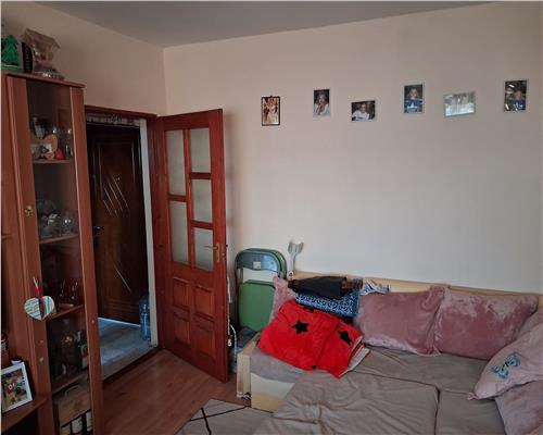 Apartament 3 camere decomandate 2 bai Semaforului