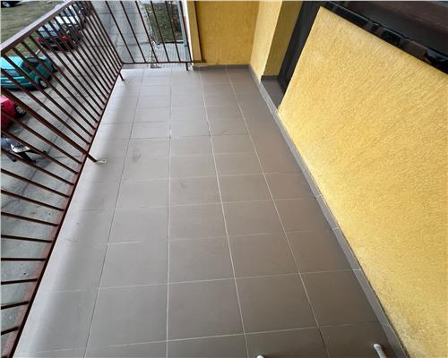 Apartament modern cu 3 camere balcon si parcare Supeco