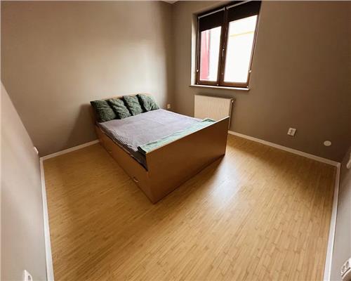 Apartament 3 camere 70 mp utili Vasile Aaron
