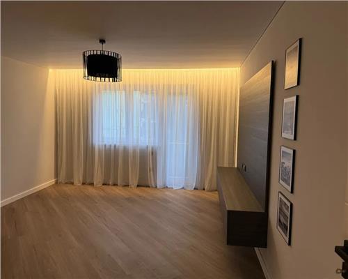 Apartament 2 camere decomandat 79 mp Et 1 la Vila Strand