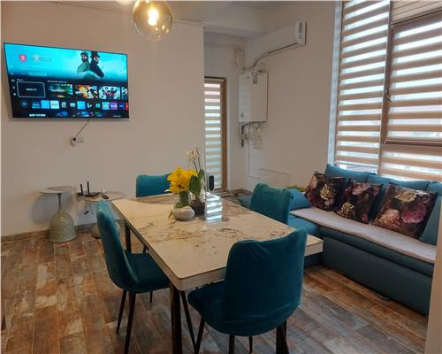 Apartament 3 camere etajul 1 cu loc de parcare