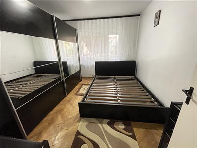 Apartament cu 2 camere decomandat si balcon in Vasile Aaron