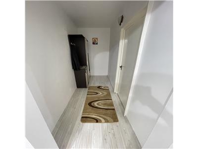Apartament cu 2 camere decomandat si balcon in Vasile Aaron