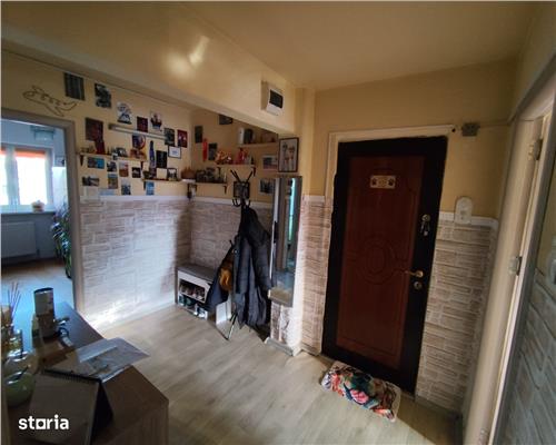 Apartament 3 camere Calea Poplacii  et 2 cu 2 balcoane