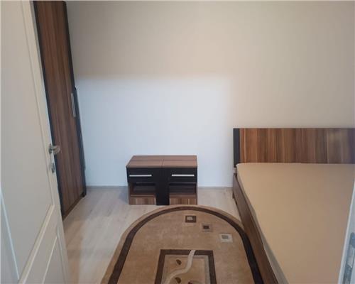Apartament 2 camere etaj 2 Cedonia renovat complet
