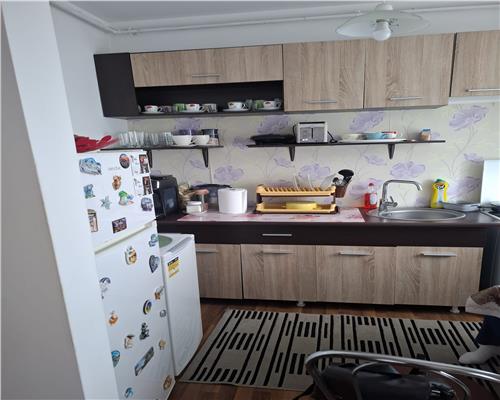 Garsoniera cu balcon boxa si parcare etaj 2 Turnisor