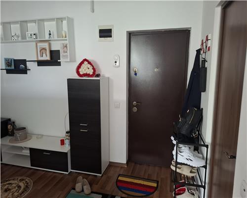 Garsoniera cu balcon boxa si parcare etaj 2 Turnisor