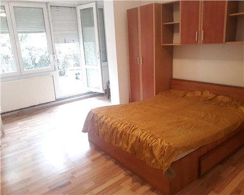 Apartament 3 camere decomandat  cu gradina proprie in Vasile Aaron
