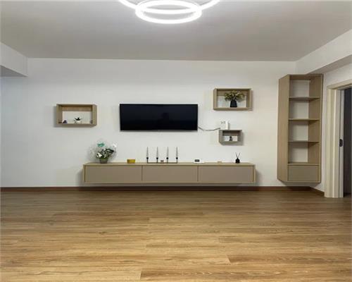 Apartament 2 camere etaj 1 zona Doamna Stanca