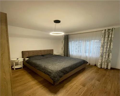 Apartament 2 camere etaj 1 zona Doamna Stanca