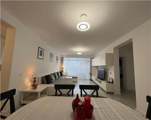 Apartament 3 camere 2 bai si gradina in zona Selimbar