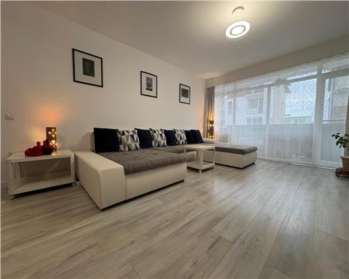 Apartament 3 camere 2 bai si gradina in zona Selimbar