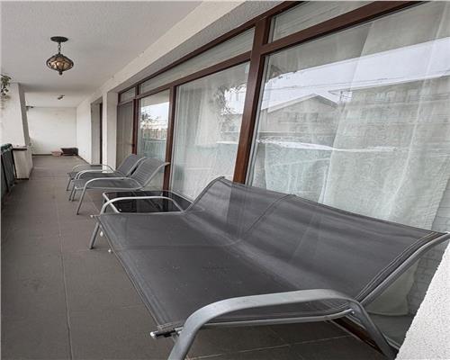 Apartament 3 camere 2 bai si gradina in zona Selimbar
