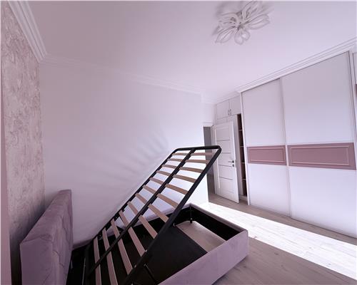 Pethouse lux 4 camere 2 bai teras 144 garaj Parcul Sub Arini