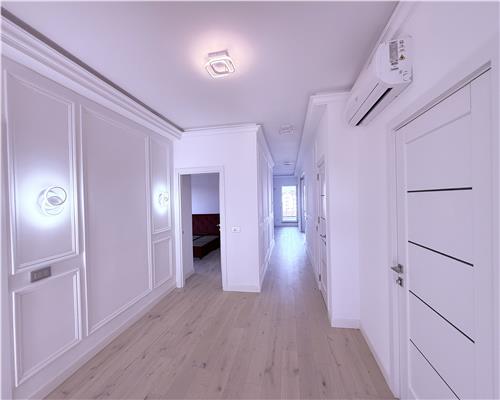 Pethouse lux 4 camere 2 bai teras 144 garaj Parcul Sub Arini