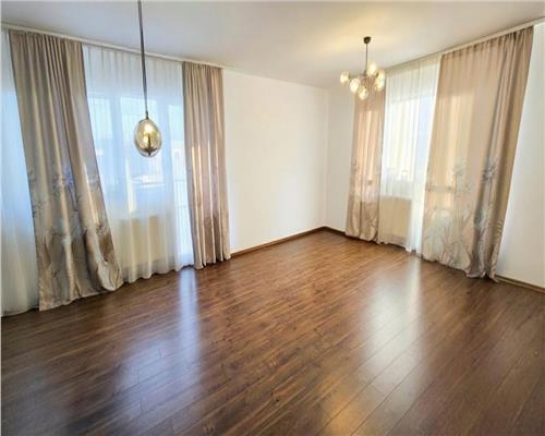 Apartament cu 3 camere, decomandat, 93 mp +29mp (terasa si balcoane)