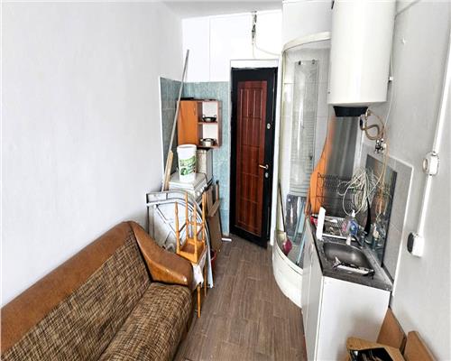 Garsoniera 17mp | etaj intermediar | dependinte | zona Compa