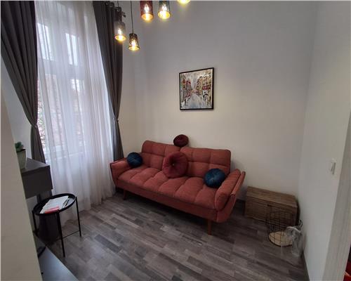 Apartament cu 2 camere etaj 1 Ultracentral