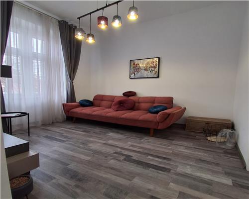Apartament cu 2 camere etaj 1 Ultracentral