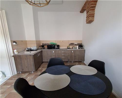 Apartament cu 2 camere etaj 1 Ultracentral