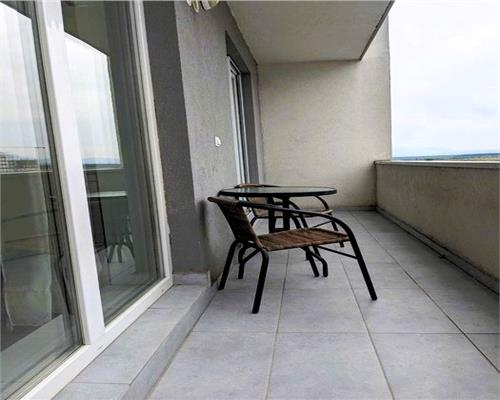 Apartament 2 camere cu balcon si parcare pe Doamna Stanca