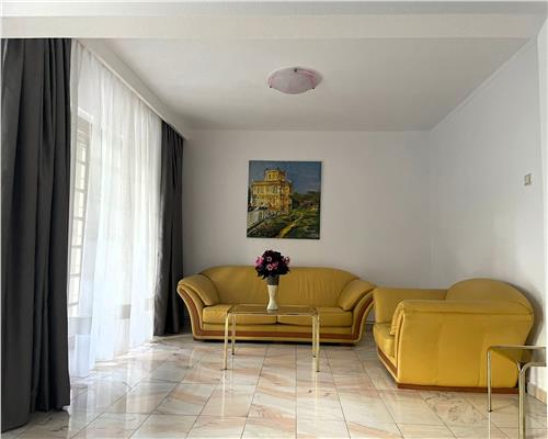 Apartament 3 camere 90 Mpu 2 Bai 2 Balcoane si Boxa
