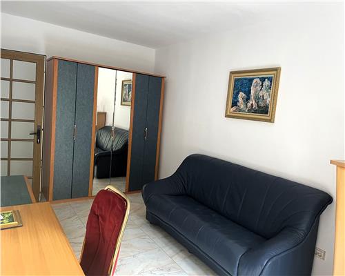 Apartament 3 camere 90 Mpu 2 Bai 2 Balcoane si Boxa