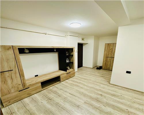 Apartament 2 camere strada Semaforului