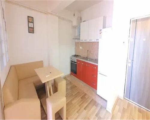 Apartament 2 Camere 45 Mpu Balcon Doamna Stanca