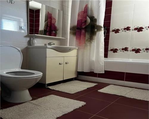 Apartament 3 camere etaj 1 str Daniel Renard