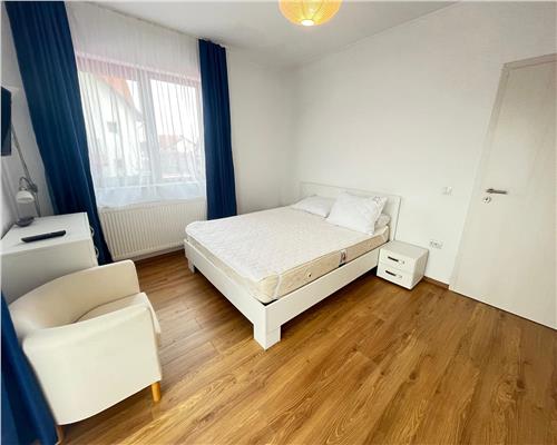 Apartament spatios cu 3 camere 2 bai si terasa  zona Pictor Brana