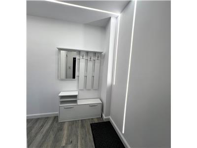 Apartament prima inchiriere 3 camere 2 bai parcare zona Dedeman
