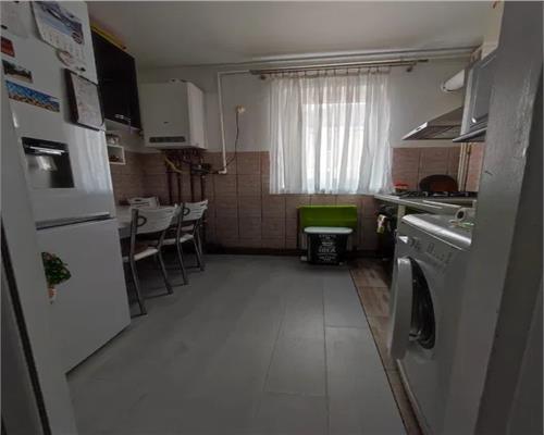 Apartament 3 camere cartier Strand
