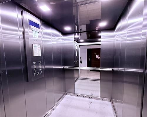 Apartament mobilat etajul 2 cu 2 camere parcare Doamna Stanca