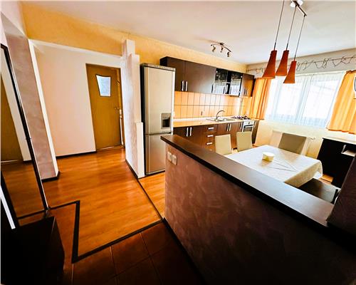 Apartament 3 camere 70 mp utili Vasile Aaron