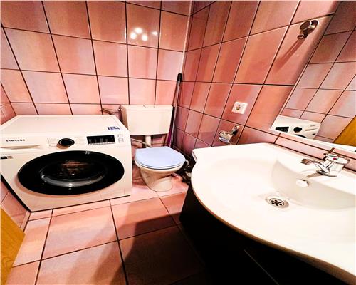 Apartament 3 camere 70 mp utili Vasile Aaron