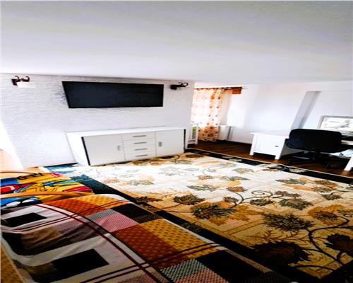 Apartament mobilat 2 camere cu pivnita in Piata Mare
