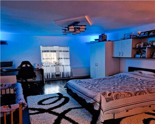 Apartament 2 camere 93 mpu si Pivnita 25 mp zona Piata Mare